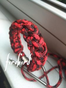 paracord bileklik