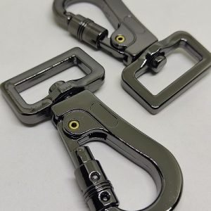 Paracord Anahtarlık Ve Pet Tasma Kanca Karabina Model Nikel Siyah Renk  - Görsel 3