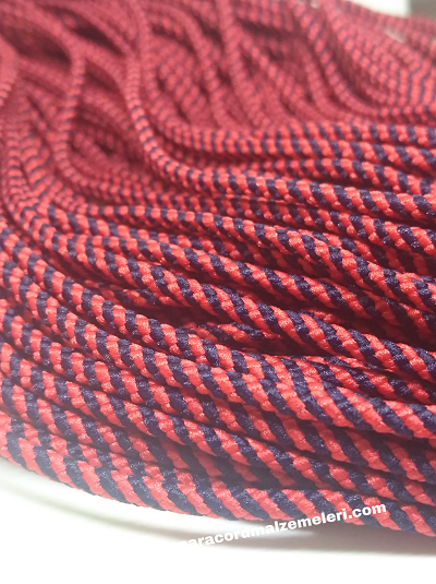 PARACORD-BILEKLIK-IPI-2-mm-KIRMIZI-SIYAH-BURGU-DESEN-2.png