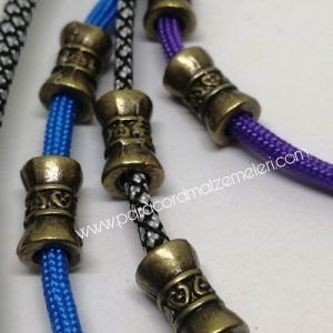 Paracord Aksesuar Noktalı Kalp Model Boncuk - Görsel 1