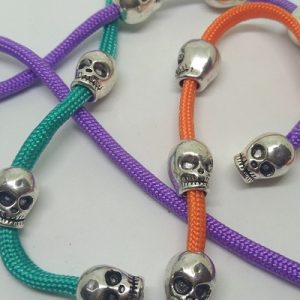 Paracord Bileklik Aksesuar Yuvarlak Model Kuru Kafa Gümüş Renk - Görsel 3