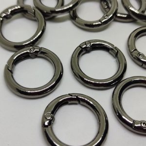 Paracord Anahtarlık Yuvarlak Model Karabina Halka 2 cm Nikel Siyah Renk - Görsel 1