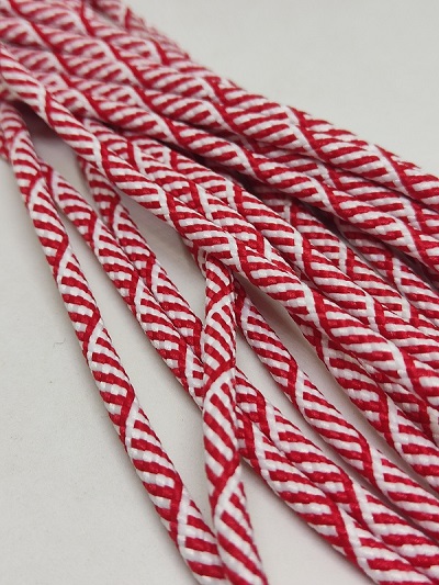 Paracord-Bileklik-Ipi-Burgulu-Desen-Kirmizi-Beyaz-Renk-1.jpg