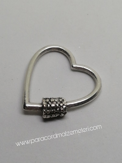 Paracord-Bileklik-ve-Kolye-Aksesuar-Kalp-Model-1.jpg